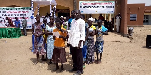 ONG Mwangaza  action : En  finir avec le mariage d’enfants et l’excision  dans la Gnagna